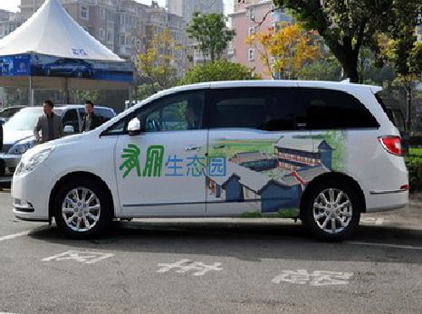 三门户外车贴喷绘如何保持效果?